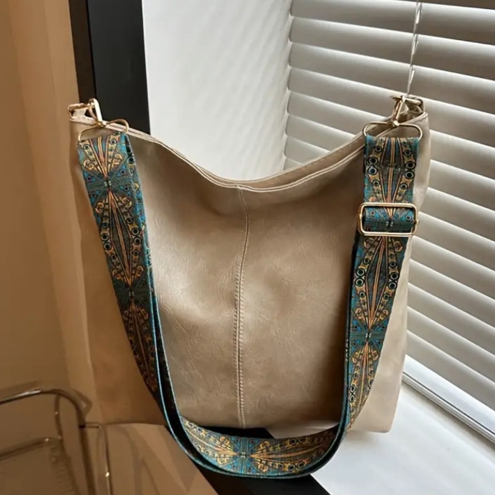 Retro Vegan Leather Crossbody Shoulder Bag - Stylish, Water-Resistant